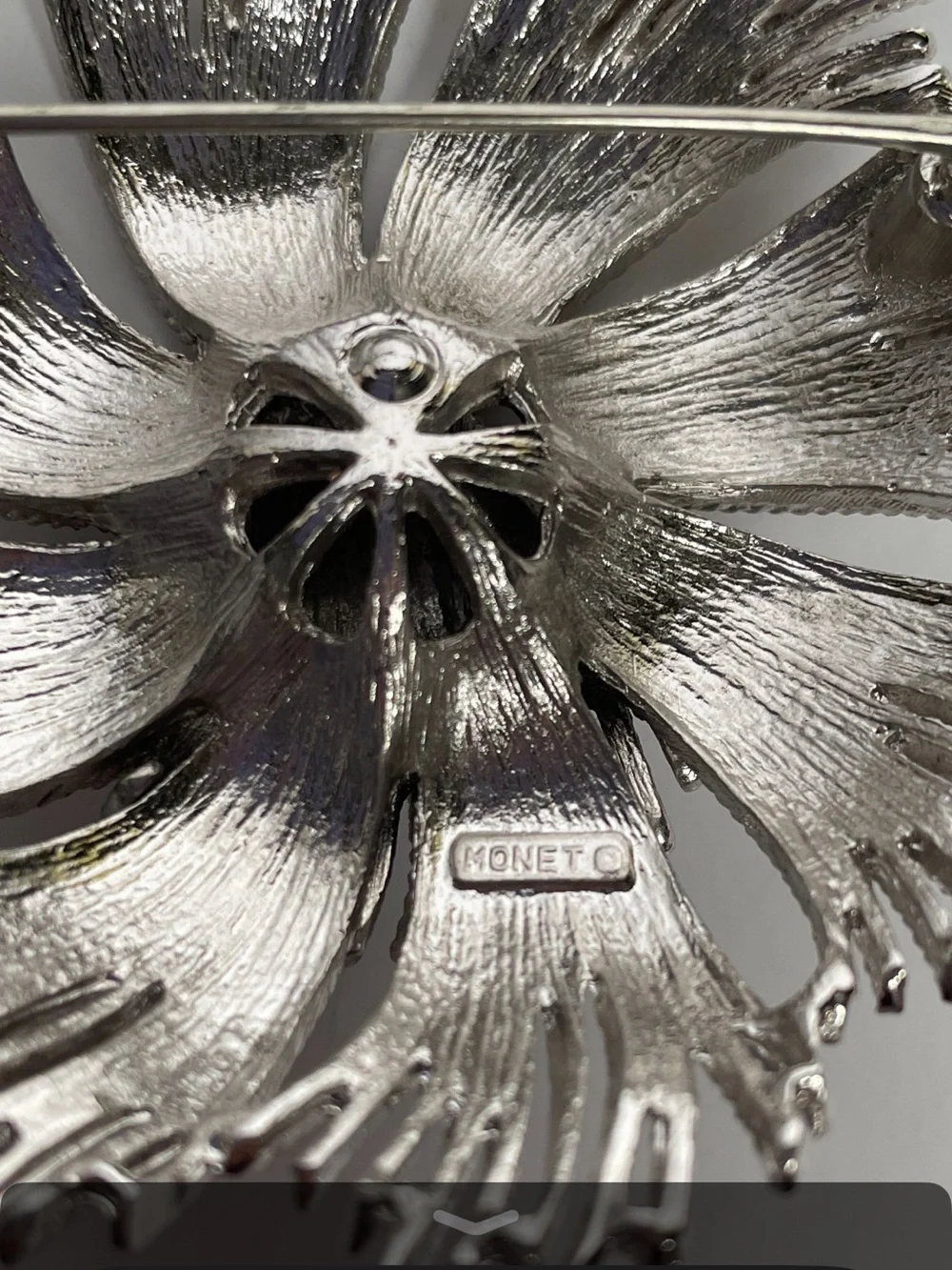 Vintage Monet Stylish Silver Floral Burst Brooch